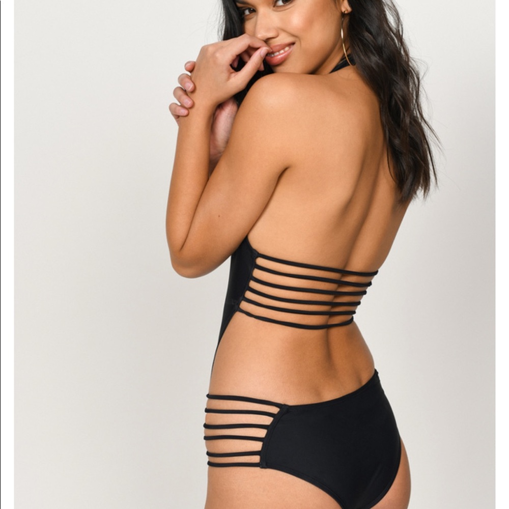 Tobi Fine Line Monokini - Picture 3 of 3